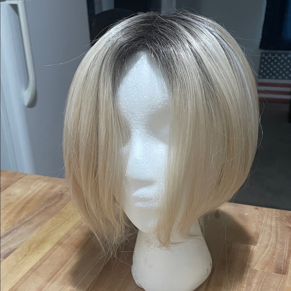 Stylish Blonde Ombre Women's Wig